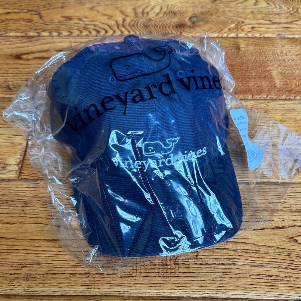 Vineyard Vines Navy Embroidered Whale Cap
